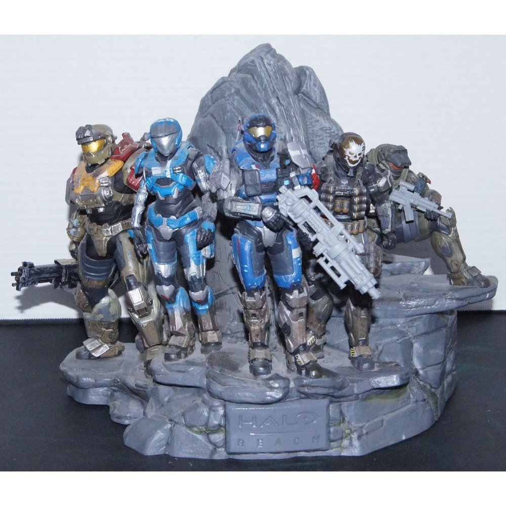 Halo Reach Legendary Edition - Picture 1 of 13
